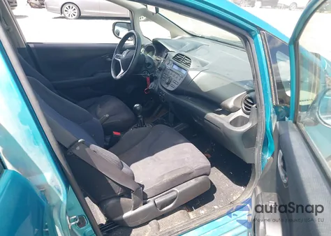 2013 Honda Fit Sport из США, поврежденный, VIN JHMGE8G51DC008689